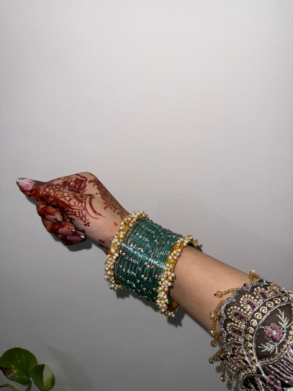 Moti Neel Bangles🌷🧚🏻🩵