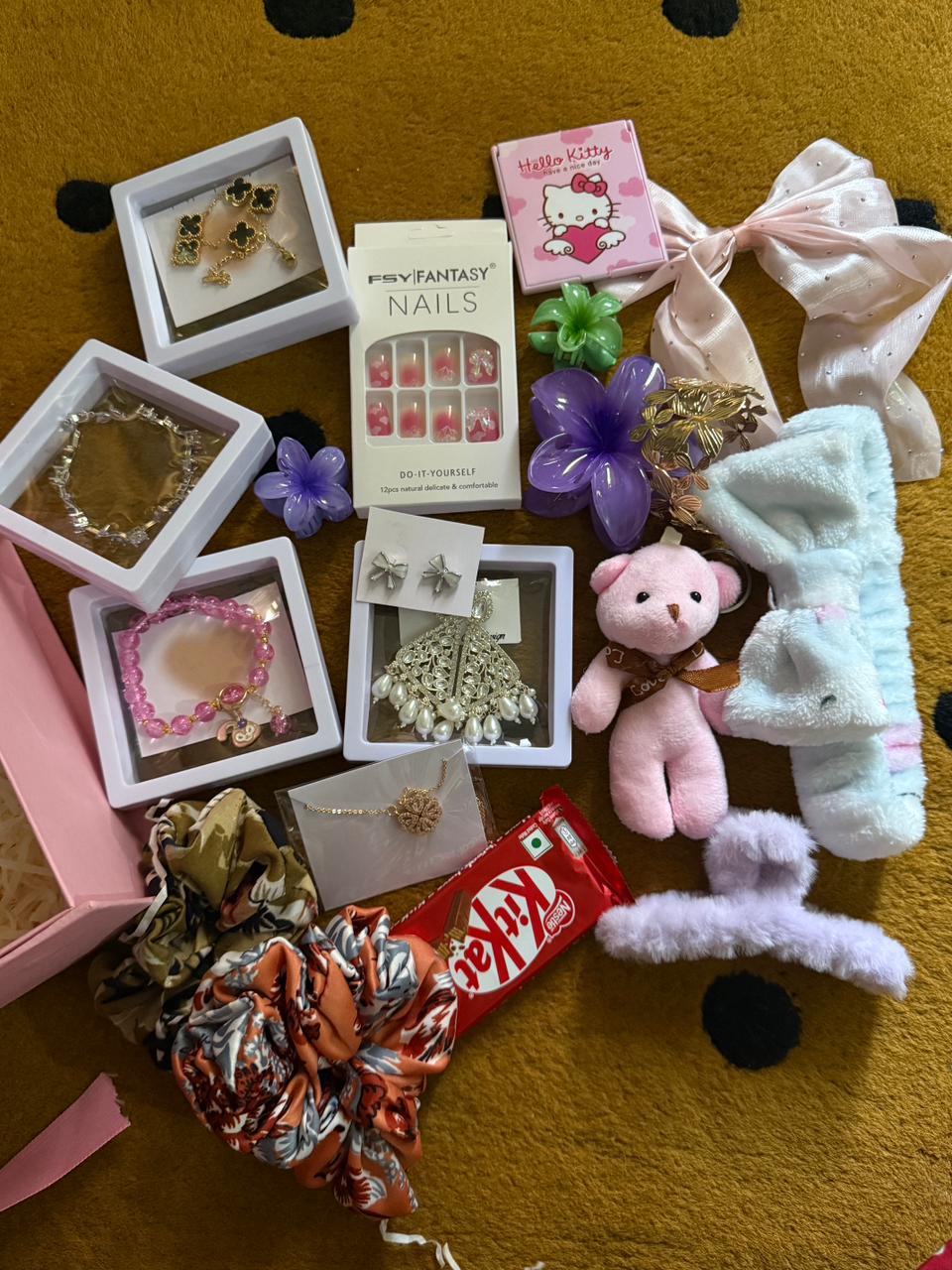 Sweetheart Surprise Box 🧚🏻‍♀️💝